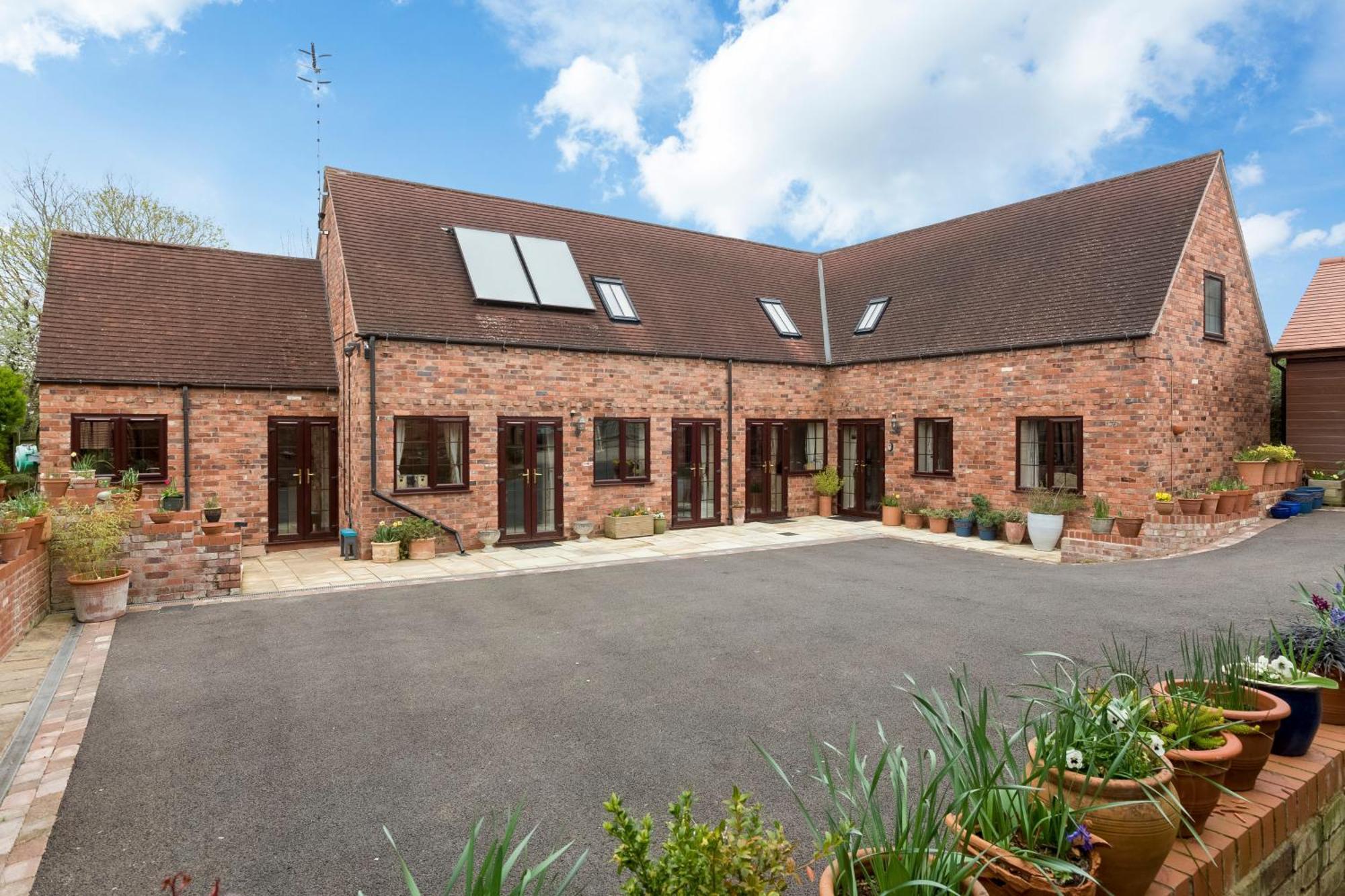 Church Farm Barns Stratford-upon-Avon Bagian luar foto