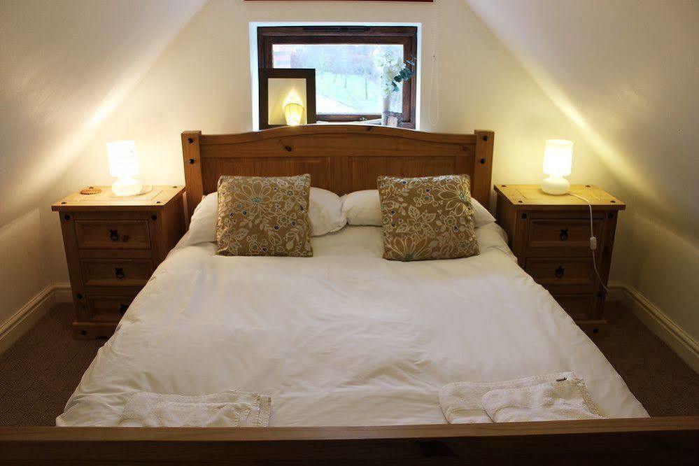 Church Farm Barns Stratford-upon-Avon Bagian luar foto